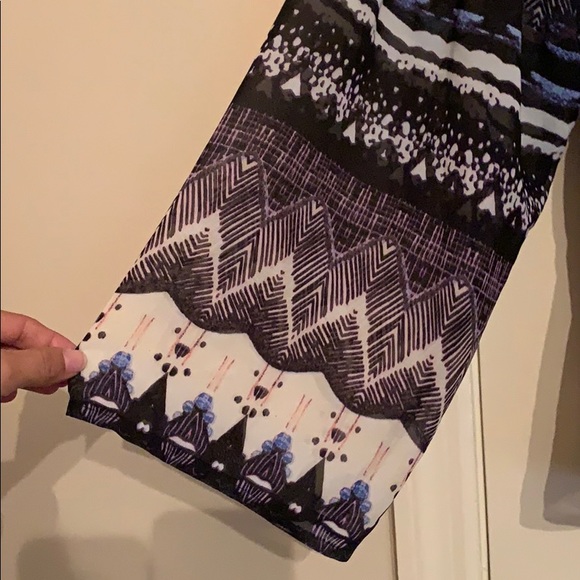 Top - Picture 4 of 4